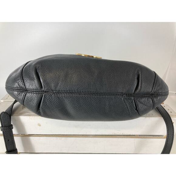 MICHAEL KORS MEDIUM SIZE BLACK PEBBLED LEATHER CROSSBODY BAG - Picture 5 of 16